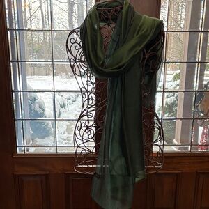 Elegant Green Scarf